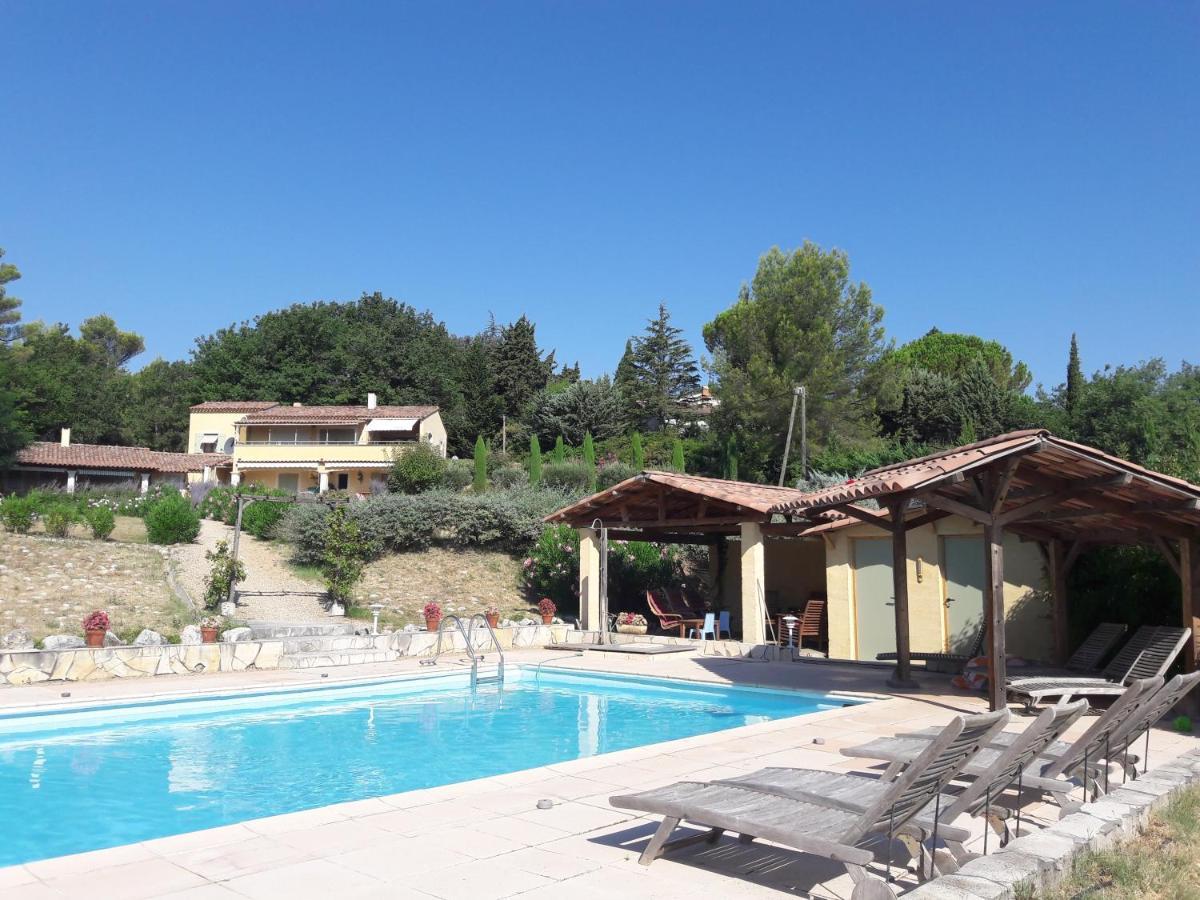 Bed and Breakfast Les Cerises Saint-Saturnin-lès-Apt Esterno foto
